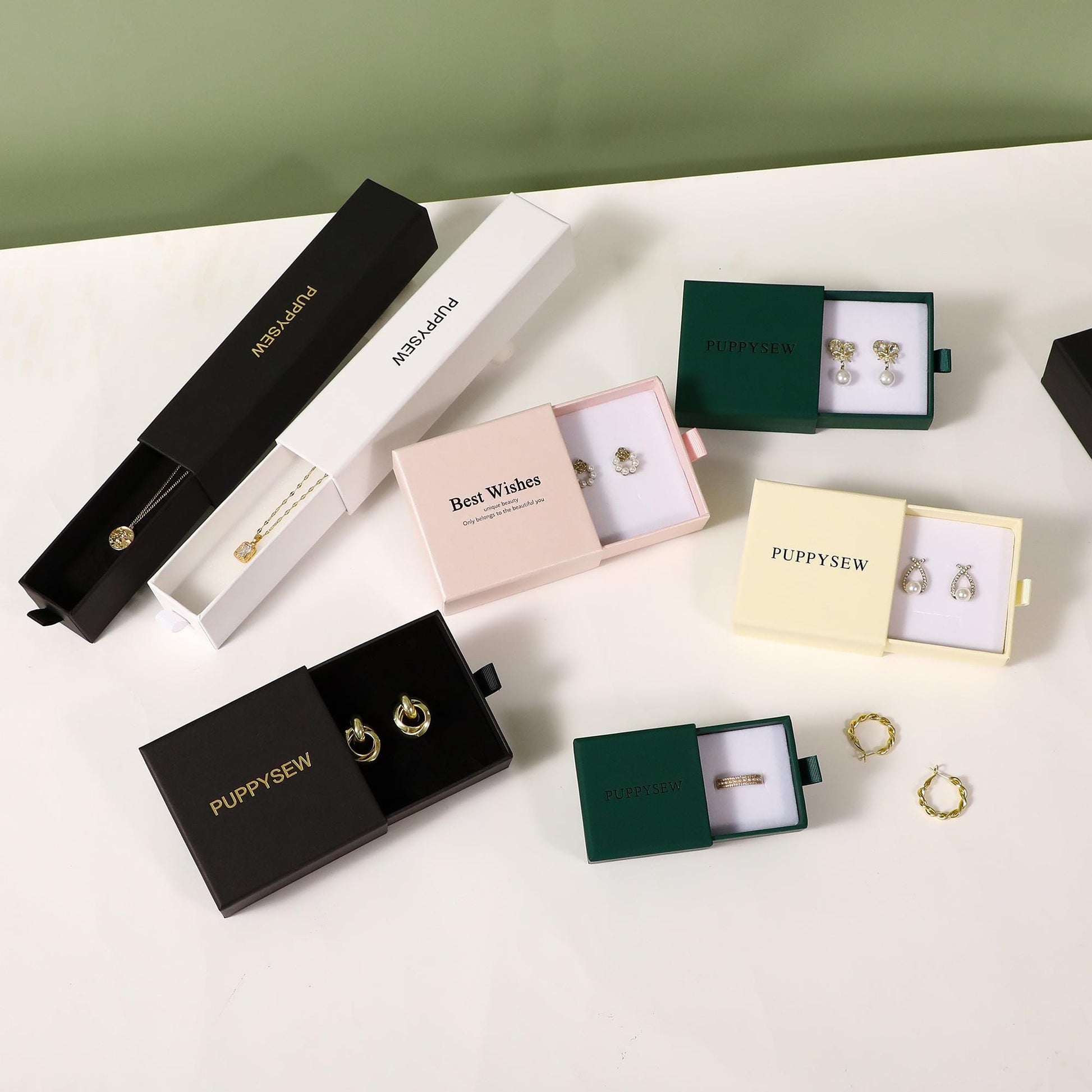 Customizable Velvet Jewelry Box – Personalized Ring, Necklace, Bracelet Gift Box-10