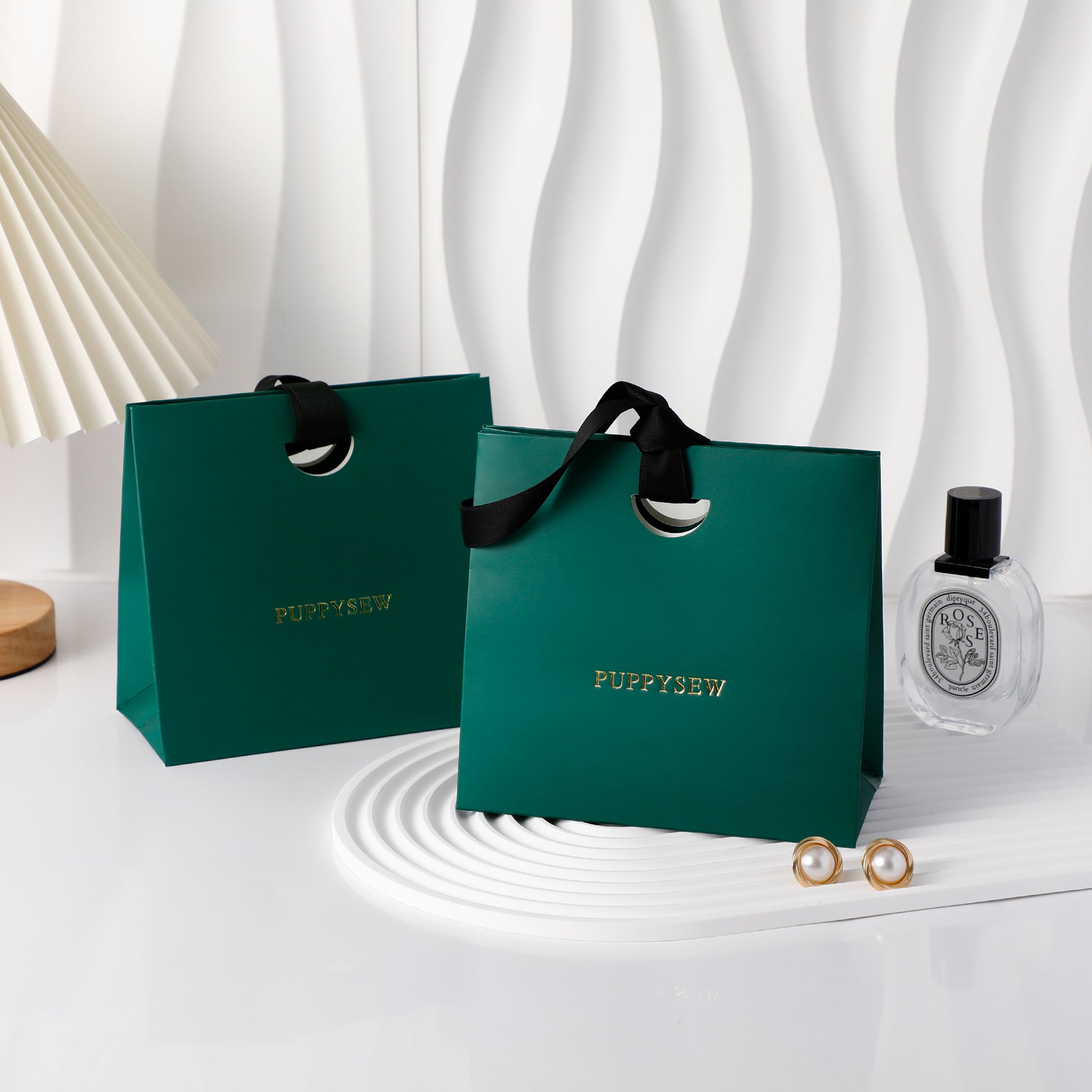 High-end satin ribbon paper bags, logo printing available, ideal for boutique packaging and wedding gifts.-5
