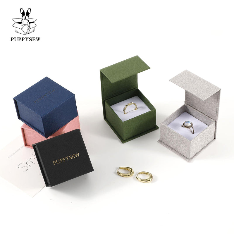 Luxury Magnetic Jewelry Gift Box, Cardboard Ring/Necklace Display (6x6x4cm)-zoom-