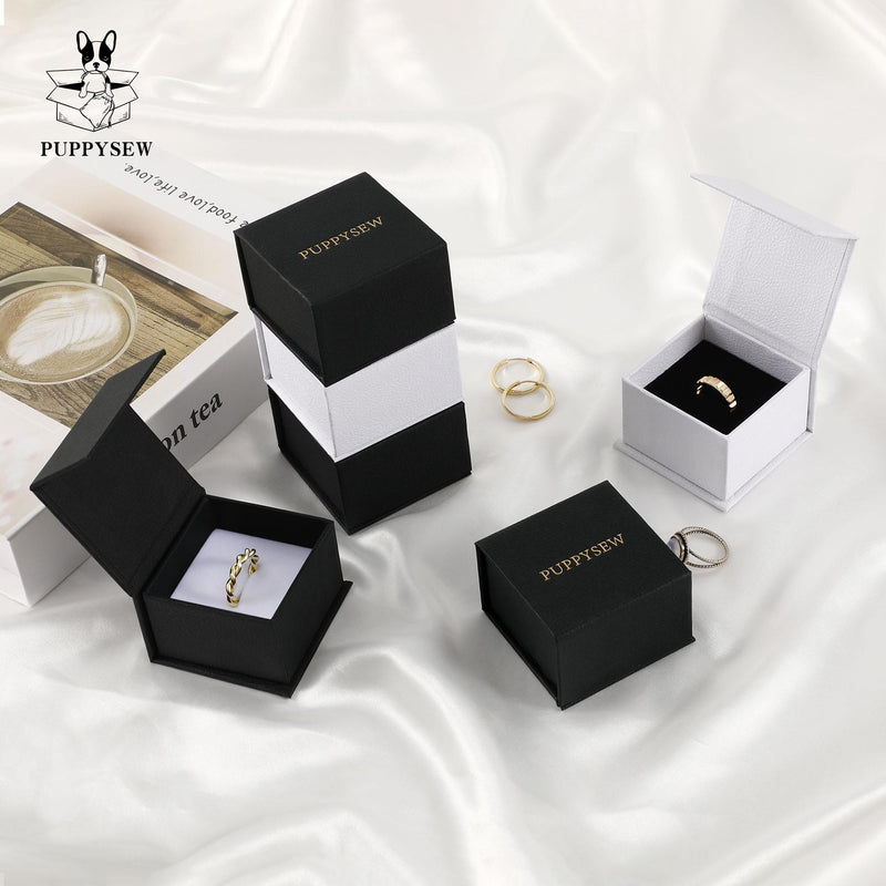 Luxury Magnetic Jewelry Gift Box, Cardboard Ring/Necklace Display (6x6x4cm)-zoom-