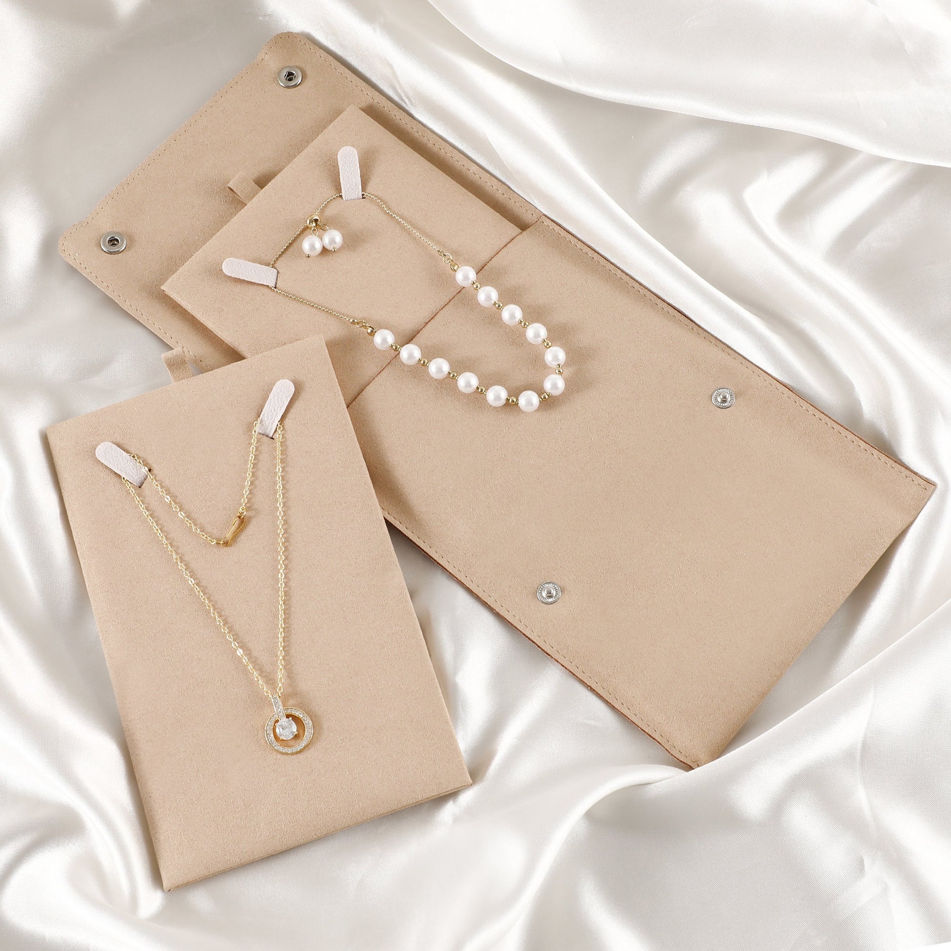Personalized Cream Microfiber Necklace Gift Bag, Jewelry Display-9